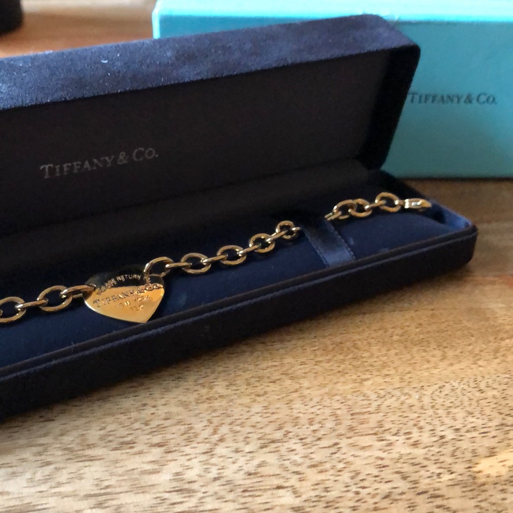 Tiffany & Co. Gold Chain Bracelet with Heart Charm